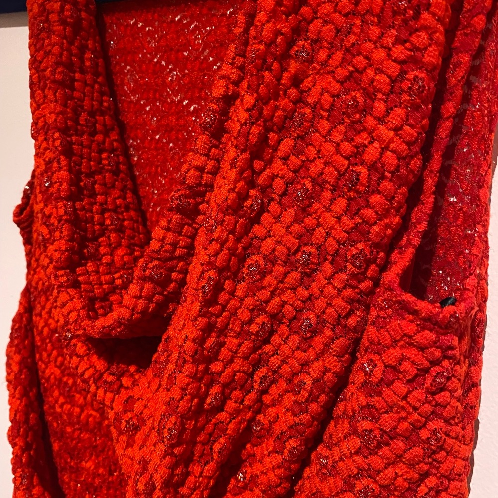 XOXO ruched top - Picture 4 of 5